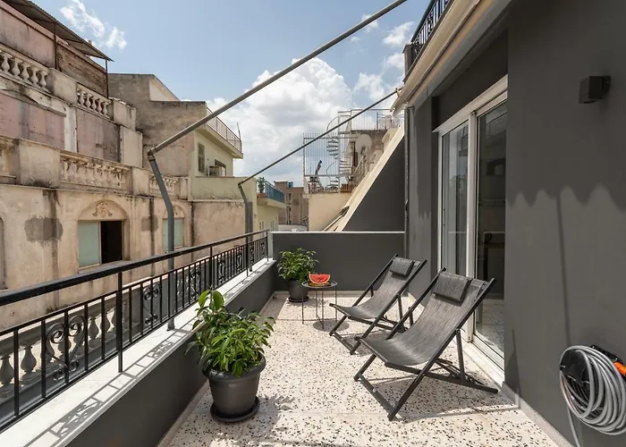 Downtown Boutique Apartments Acropolis View